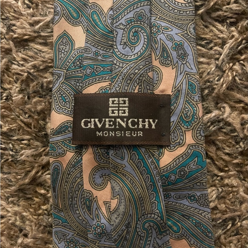 Givenchy Necktie - Picture 3 of 3